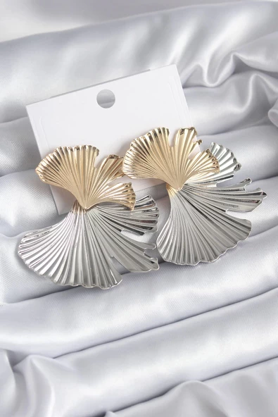 MuI MuI Pirinç Karışık Renk Yaprak Model Trend Kadın Küpe