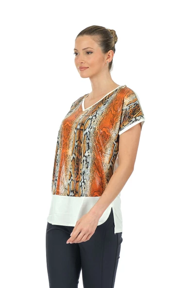 Twomail Oversize V Yaka Yılan Desenli Kadın T-Shirt - Kısa Kol - 5