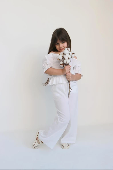 Kız Çocuk Gloria Beyaz Şile Bezi Bluz Pantolon Takım - Resim 5