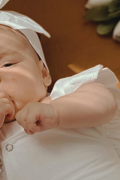 Kız Bebek Beyaz Pamuklu Salopet Bandana Takım TKM-0037 - Resim 5