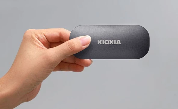 KIOXIA SSD 2TB EXCERIA PLUSTASINABILIR 1050/1000MB/s USB 3.2 Type C LXD10S002TG8