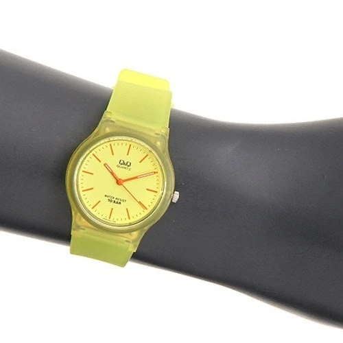 Q&Q VP46J033Y Su Geçirmez Şeffaf Sarı Silikon Kordonlu Unisex Kol Saati - 2