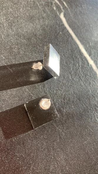 Parlak Füme Renkli Orta Boy Kare Şekil Gold Aksesuarlı Epoksi Küpe El Yapımı Hediyelik - Resim 6