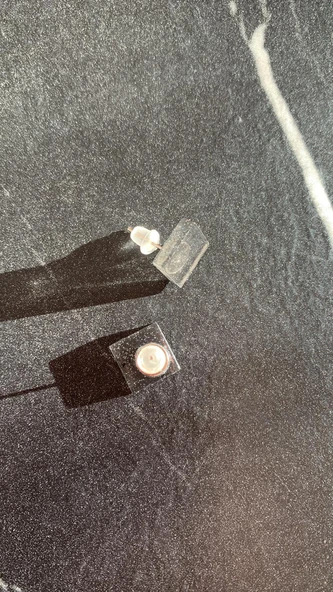 Parlak Füme Renkli Küçük Kare Şekil Gold Aksesuarlı Epoksi Küpe El Yapımı Hediyelik - Resim 4