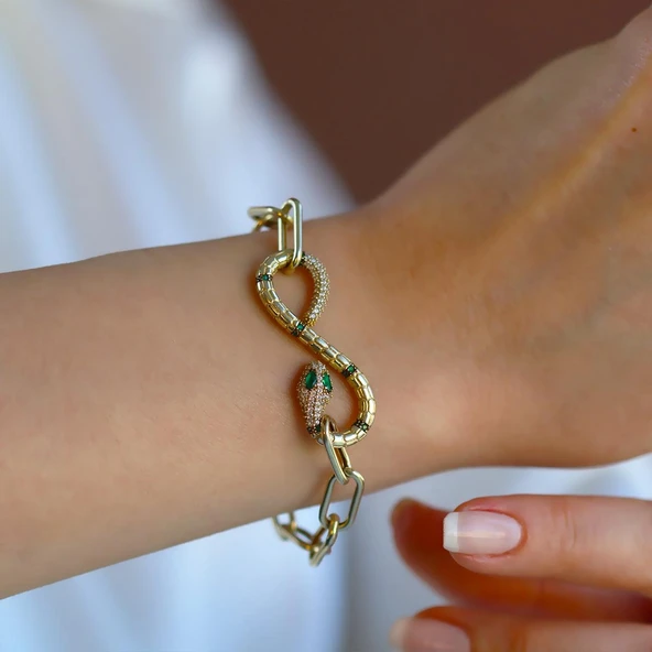 Yılan Sonsuzluk Modeli Gold Kaplama Zirkon Taşlı Bileklik ürün görseli 1