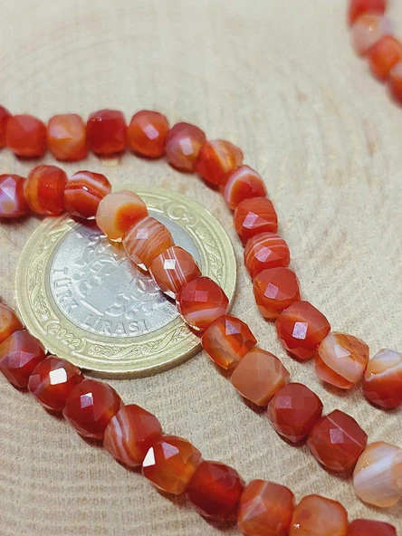 Akik Taşı Küp Şekilli Faset Kesim 4mm Dizi (55994) - Resim 2