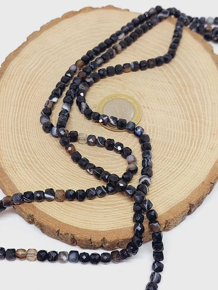 Akik Taşı Küp Şekilli Faset Kesim 4mm Dizi (55992) - Resim 5