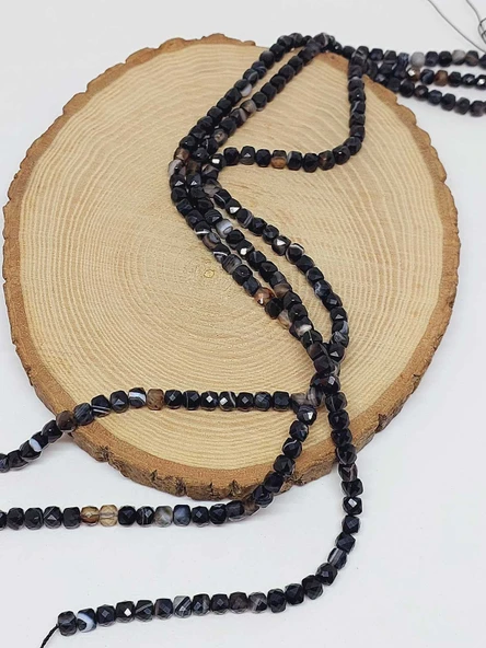 Akik Taşı Küp Şekilli Faset Kesim 4mm Dizi (55992) - Resim 3