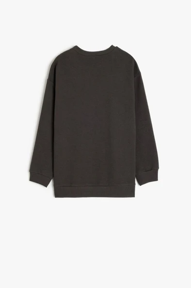 Koton Erkek Çocuk Uzun Kollu Etiket Detaylı Oversize Basic Sweatshirt - 2