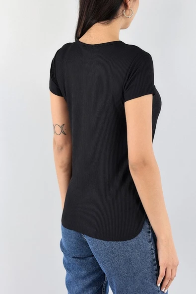 Sevgiyim Kadın Siyah V Yaka Likralı Bayan Tişört - 3