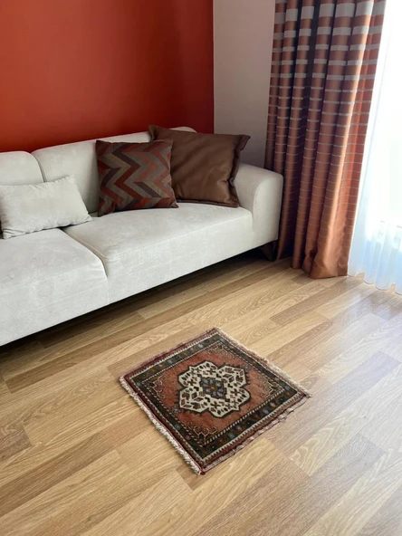 52x59 cm Türk Vintage Küçük Halı, El Dokuma Yün Halı, Ev ve Ofis İçin Küçük Alan Halısı, Geleneksel Kayseri Halısı - 4