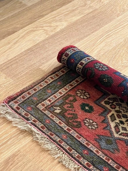 57x60 cm Küçük Vintage El Dokuma Kilim, Çiçek Desenli Geleneksel Türk Halısı, Küçük Dekoratif Halı, Harika Hediye - 7