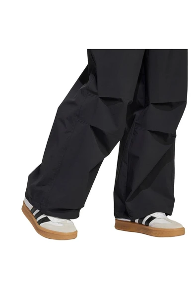 adidas Erkek   Eşofman Altı P ESS PARACHUTE JD2111 - 5