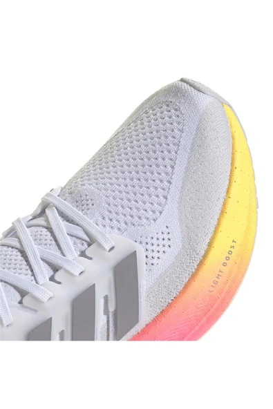 adidas Erkek  ULTRABOOST 5  Koşu Ayakkabısı  ID8810 - 8
