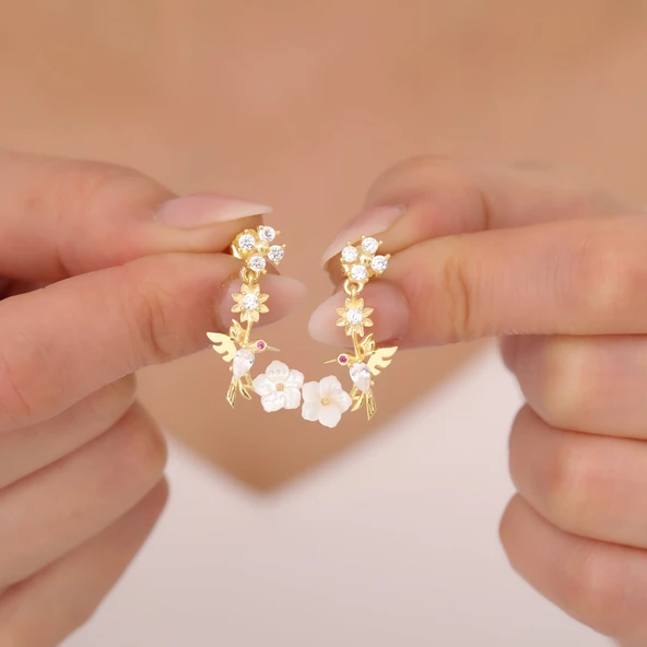 925 Ayar Gümüş Arı Kuşu Sedef Çiçekli Küpe - Resim 2