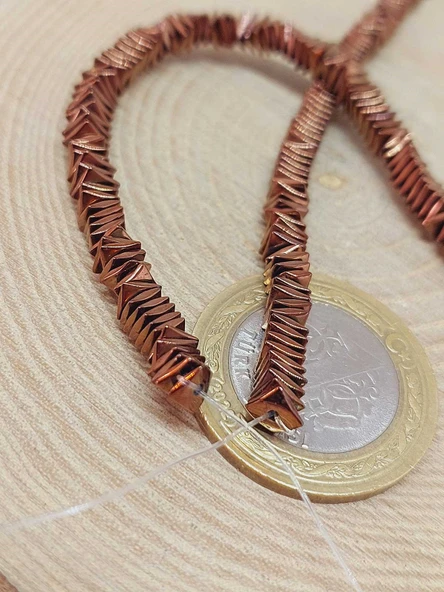 Hematit Taşı Kare Şekilli 1*4mm Dizi (56056) - Resim 2