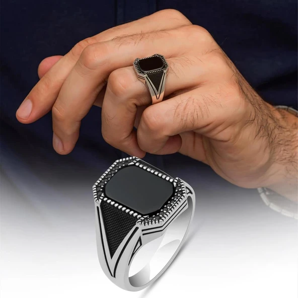 Siyah Oniks Taşlı Kare Tasarım 925 Gümüş Yüzük ürün görseli