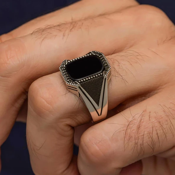 Siyah Oniks Taşlı Kare Tasarım 925 Gümüş Yüzük - Resim 3