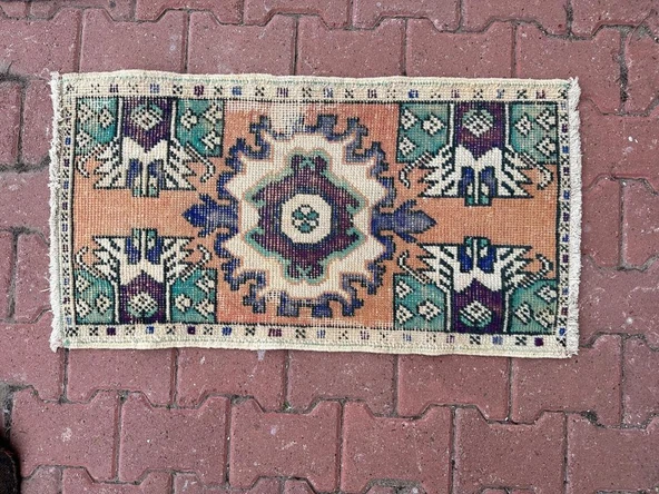 49 x 90 cm El Yapımı Küçük Vintage Kilim, Türk Yöresel Halısı, Yatak Odası & Oturma Odası Dekoru - 5