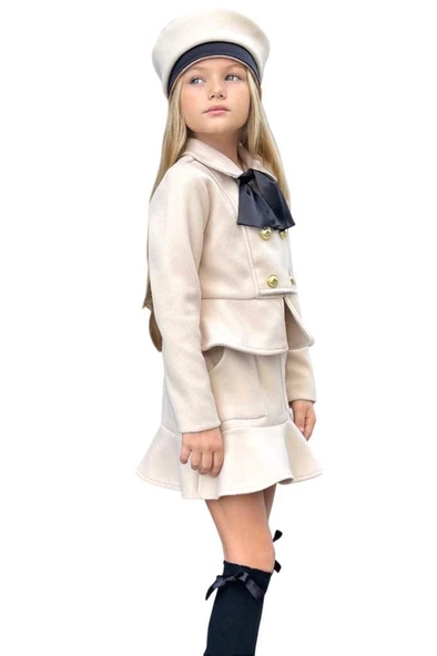 Kız Çocuk Asimetrik Kesim ve Düğme Detaylı Ceket Eteği Fırfır Detaylı Krem Kaşe Etekli Takım - 7