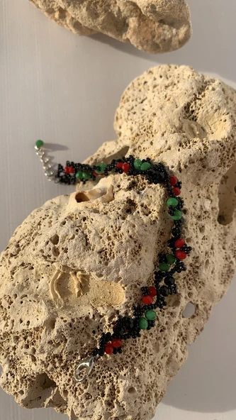 Yeşil Kırmızı Ve Siyah Renkli Boncuk Zikzak Desenli Miyoki Bileklik El Yapımı Hediyelik - 2