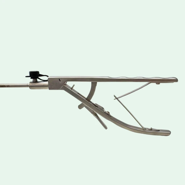 Laparoskopik Sol El Needle Holder - Metal Saplı - PraticMed - 2