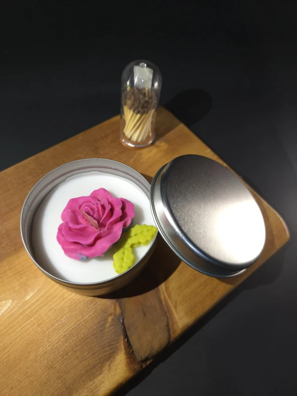 %100 Doğal Soya Wax Dekoratif Teneke Mum (Yapraklı Gül)