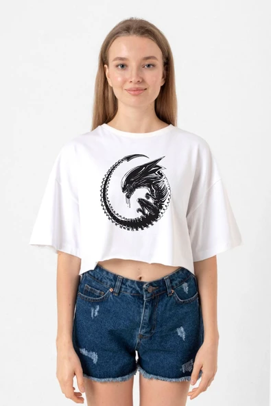 Allien Xenomorph Beyaz Kadın Crop Tshirt