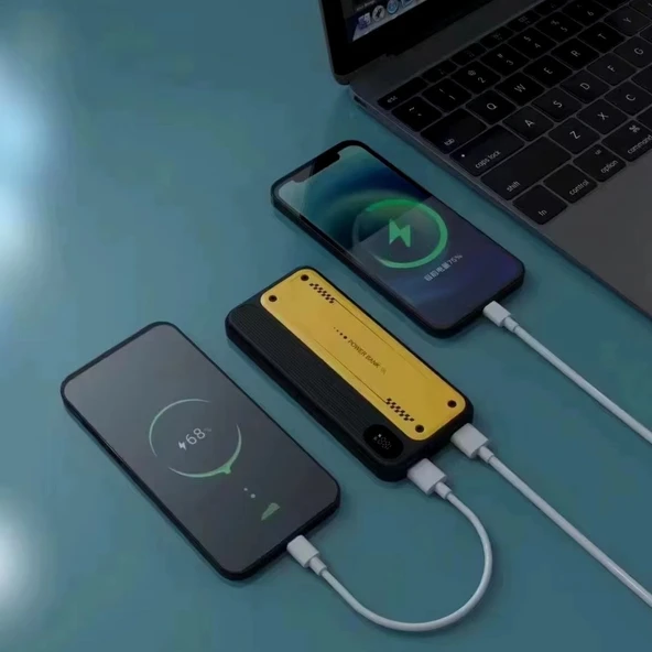 ZAYKA® 10000 mAh Hızlı Şarj Özellikli Aynı Anda 4 Cihazı Şarj Edebilen Powerbank