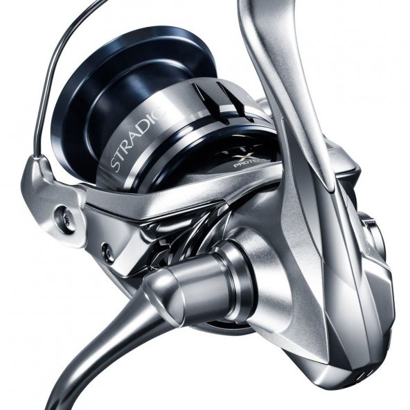Shimano Stradic 4000 MHG FL Makine - 3