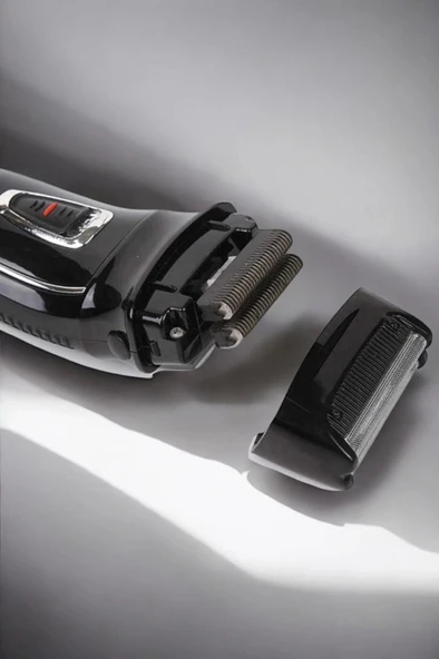 Şarjlı Paslanmaz Çelik Bıçaklı ve Kablosuz Saç Sakal Tıraş Makinesi - Resim 3