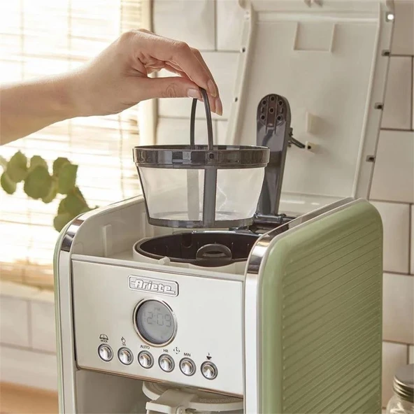 Ariete Vintage 1342/04 Yeşil Filtre Kahve Makinesi - Resim 2