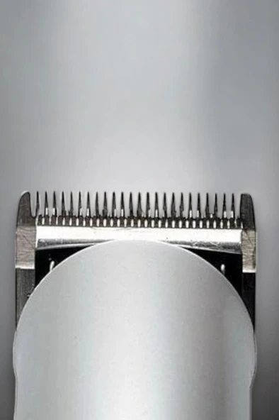 Erkeklere Özel Şarjlı Saç ve Sakal Kesme Tıraş Makinesi Seti - Resim 2