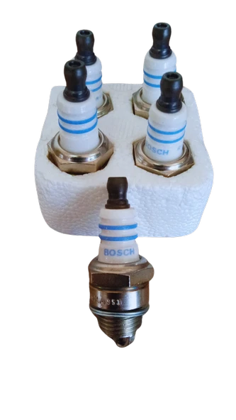 BUJİ BOSCH 2T ORJİNAL ürün görseli