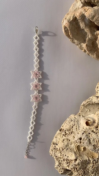 Beyaz Ve Toz Pembe Renkli Yıldız Desenli Miyoki Boncuk Bileklik El Yapımı Hediyelik - 3