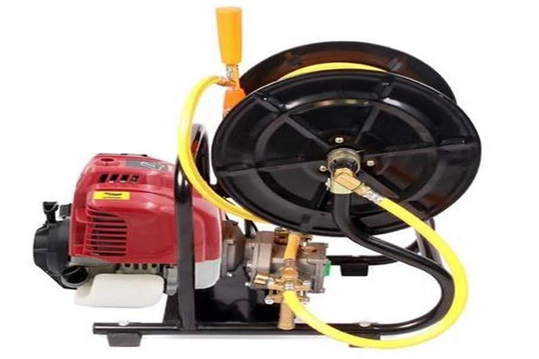 Gardenpro GP-900/4T Makaralı 4 Zamanlı İlaçlama Makinesi 50 Mt Hortum - 3