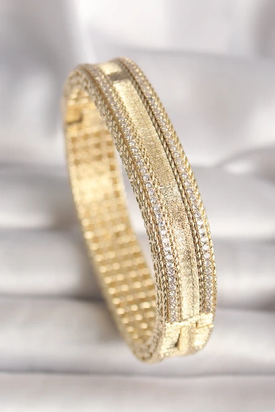 Pirinç Gold Renk Zirkon Taşlı Bileklik - EBJ250118W30715
