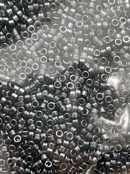 Düz Renkli Cam Boncuk 2-2,5mm 2000 Gram 004 ürün görseli