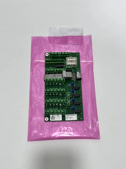 Gilbarco SK700 3 Fazlı STP AC Konnektör Kartı 140948105 - Resim 3