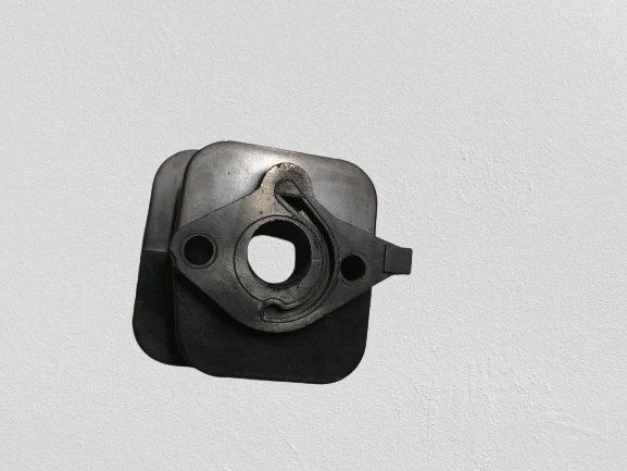 MOTORLU TESTERE KARBÜRATÖR ADAPTÖRÜ TAKOZU ALPİNA CASTOR 390 ORJİNAL - Resim 2