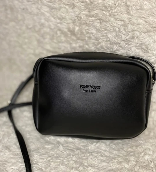 kadın siyah mini urban çapraz ve ayarlanabilir askılı omuz çantası