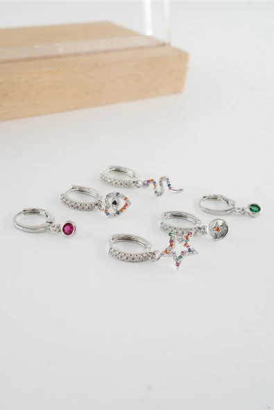 Kadın Vip Seri  Antialerjik Baget Zirkon Taşlı 6'lı Küpe - Resim 2