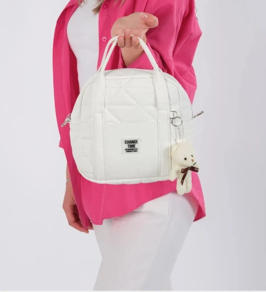 BEYAZ KADIN KAPİTONE KOL VE OMUZ ÇANASI AYICIK ANAHTARLIK HEDİYELİ - 2