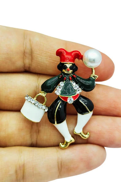 Jokeren Şıklığı İnci Detaylı Özel Tasarım Broş ürün görseli 1