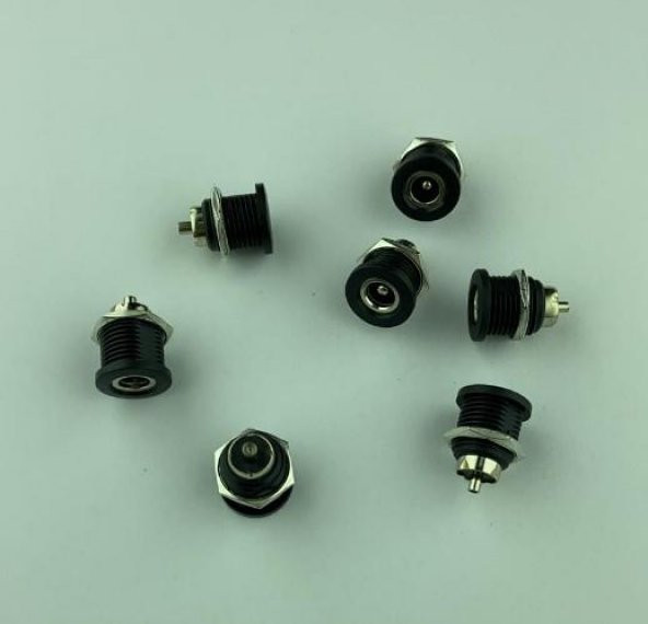 ADAPTÖR JAK 2,1mm ERKEK ŞASE Tip Çap:12mm ( İÇİ METAL ) GÖMME TİP