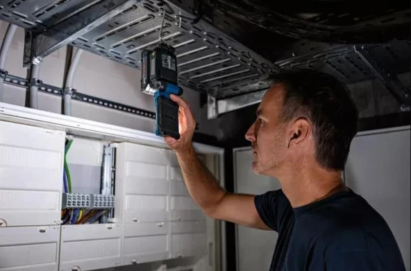 Bosch Professional Glı 18v-800 Hw Akülü Lamba - 4