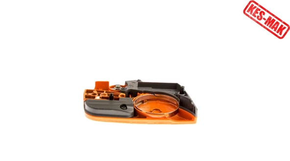 MOTORLU TESTERE YAN KAPAK HUSQVARNA 135/435/440 TEK CİVATA ORJİNAL - Resim 2