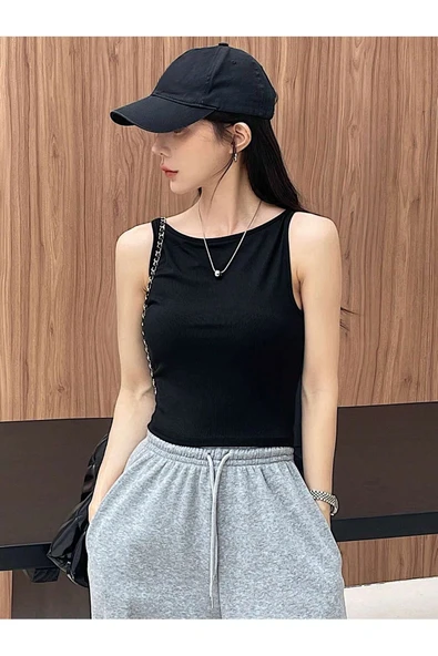 Havuz Yaka Omuzu Açık Askılı Siyah Renk Fitilli Crop Top Bluz - Resim 4