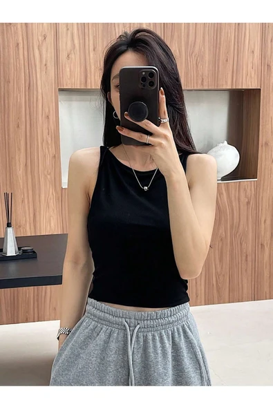 Havuz Yaka Omuzu Açık Askılı Siyah Renk Fitilli Crop Top Bluz - Resim 6