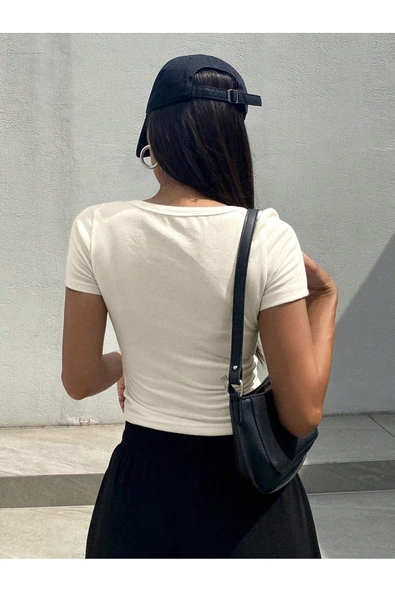 U Yaka Beyaz Renk Fitilli Kısa Kollu Slim Fit Crop Top Bluz - 2